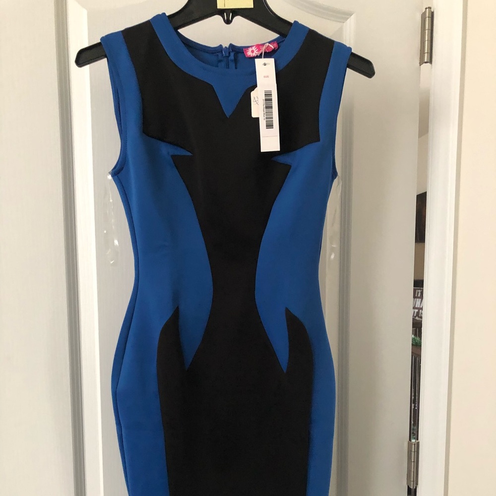 Video👗👗👗Blue and black dress👗👗👗